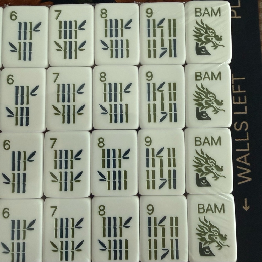 NEW American mahjong tile set, navy blue, bears at jokers - Picture 10 of 12
